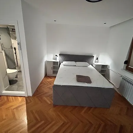 Ad Salinas Sa Premium Sobama Tuzla